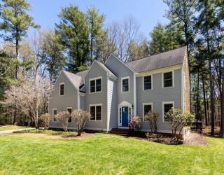 154 Partridge Brook Cir, Marshfield, Massachusetts, 4 Bedrooms Bedrooms, 9 Rooms Rooms,2.5 BathroomsBathrooms,Residential,For Sale,Partridge Brook Cir,73508968