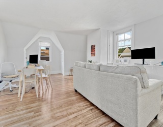 13 Dartmouth, Somerville, Massachusetts, 1 Bedroom Bedrooms, 2 Rooms Rooms,1 BathroomBathrooms,Residential Lease,For Rent,Dartmouth,73509430