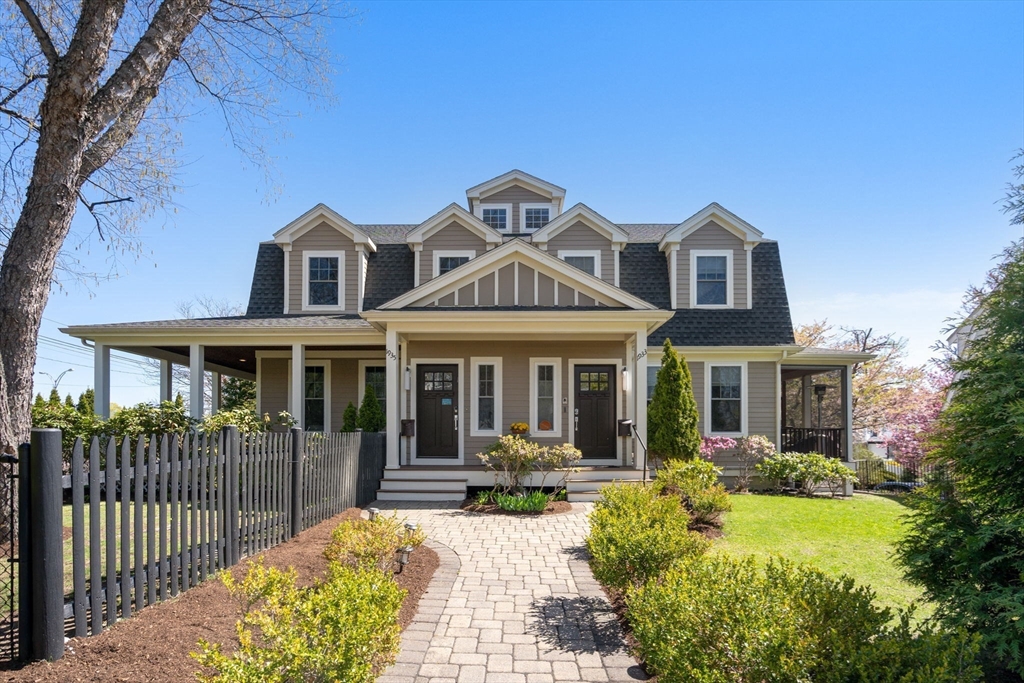 1935 Commonwealth Ave, Newton, Massachusetts, 4 Bedrooms Bedrooms, 9 Rooms Rooms,4 BathroomsBathrooms,Residential,For Sale,Commonwealth Ave,73509425