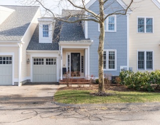 162 Godfrey Dr, Norton, Massachusetts, 2 Bedrooms Bedrooms, 6 Rooms Rooms,2.5 BathroomsBathrooms,Residential,For Sale,Godfrey Dr,73496809