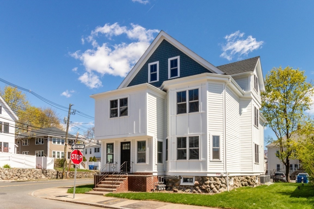 59 Wellington, Waltham, Massachusetts, 2 Bedrooms Bedrooms, 5 Rooms Rooms,2 BathroomsBathrooms,Residential,For Sale,Wellington,73508967