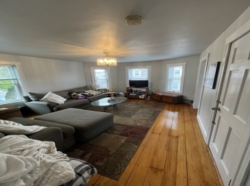 63 Marshfield Street, Boston, Massachusetts, 2 Bedrooms Bedrooms, 6 Rooms Rooms,1 BathroomBathrooms,Residential Lease,For Rent,Marshfield Street,73509293