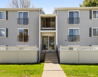 10 Village Green Ln, Natick, Massachusetts, 1 Bedroom Bedrooms, 4 Rooms Rooms,1 BathroomBathrooms,Residential,For Sale,Village Green Ln,73509064