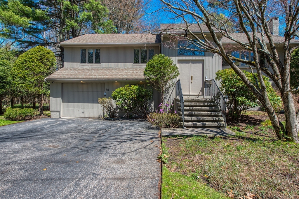 30 Ashcroft Rd, Sharon, Massachusetts, 4 Bedrooms Bedrooms, 10 Rooms Rooms,3.5 BathroomsBathrooms,Residential,For Sale,Ashcroft Rd,73508881