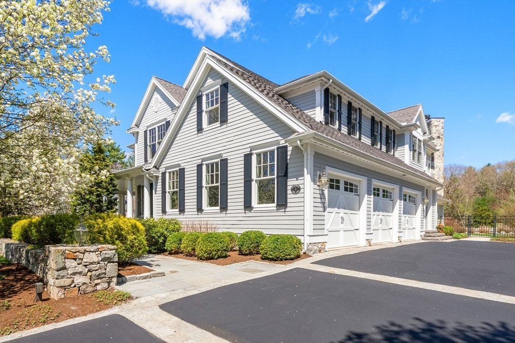 1 Betsy Ln, Dover, Massachusetts, 4 Bedrooms Bedrooms, 14 Rooms Rooms,6 BathroomsBathrooms,Residential,For Sale,Betsy Ln,73509007