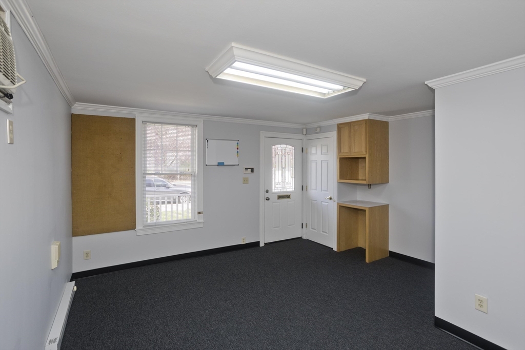 902-910 Chicopee Street, Chicopee, Massachusetts, ,Commercial Lease,For Rent,Chicopee Street,73508907