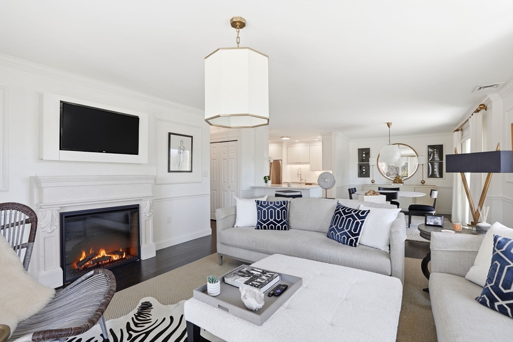 64 Broad Reach, Weymouth, Massachusetts, 2 Bedrooms Bedrooms, 6 Rooms Rooms,2 BathroomsBathrooms,Residential,For Sale,Broad Reach,73508821