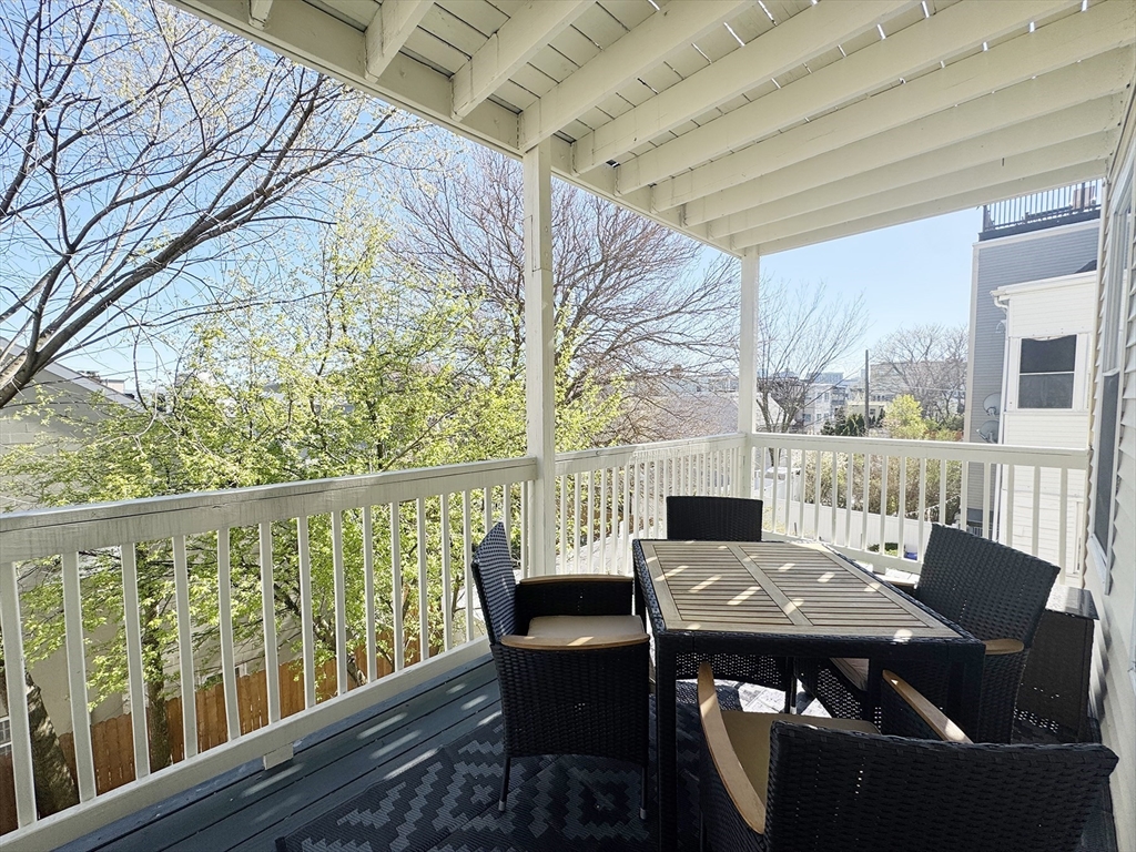 125 Princeton Street, Boston, Massachusetts, 3 Bedrooms Bedrooms, 6 Rooms Rooms,2 BathroomsBathrooms,Residential,For Sale,Princeton Street,73508836