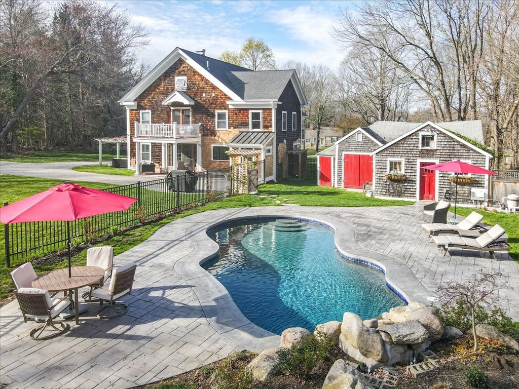 23 Old Oaken Bucket Rd, Scituate, Massachusetts, 3 Bedrooms Bedrooms, 7 Rooms Rooms,2 BathroomsBathrooms,Residential,For Sale,Old Oaken Bucket Rd,73509050