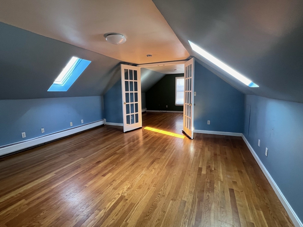 61 Brayton, Fall River, Massachusetts, 1 Bedroom Bedrooms, 3 Rooms Rooms,1 BathroomBathrooms,Residential Lease,For Rent,Brayton,73509055
