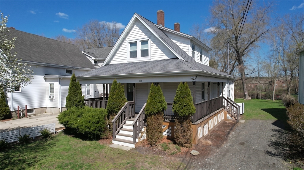 262 Plymouth Street, Bridgewater, Massachusetts, 3 Bedrooms Bedrooms, 6 Rooms Rooms,1 BathroomBathrooms,Residential,For Sale,Plymouth Street,73509128