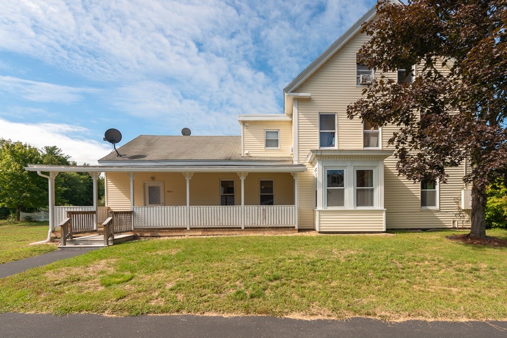 520 Main St, Townsend, Massachusetts, 3 Bedrooms Bedrooms, 5 Rooms Rooms,1 BathroomBathrooms,Residential Lease,For Rent,Main St,73485536