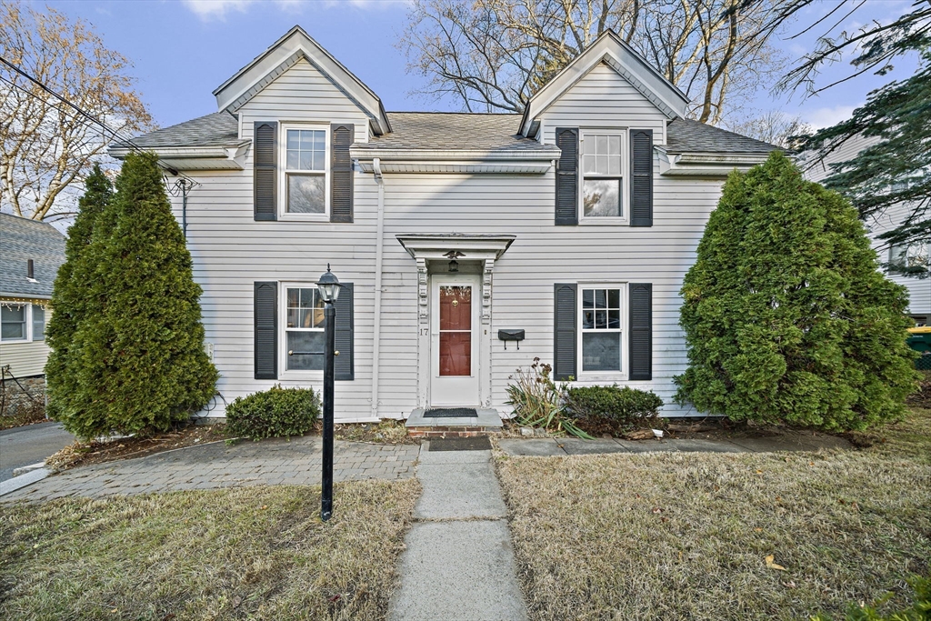 17 Wright Street, Woburn, Massachusetts, 4 Bedrooms Bedrooms, 10 Rooms Rooms,2 BathroomsBathrooms,Residential,For Sale,Wright Street,73475902