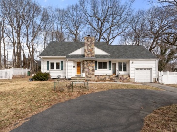 14 Wood Dr, Norwood, Massachusetts, 3 Bedrooms Bedrooms, 7 Rooms Rooms,2 BathroomsBathrooms,Residential,For Sale,Wood Dr,73488116 14 Wood Dr, Norwood, Massachusetts, 3 Bedrooms Bedrooms, 7 Rooms Rooms,2 BathroomsBathrooms,Residential,For Sale,Wood Dr,73488116