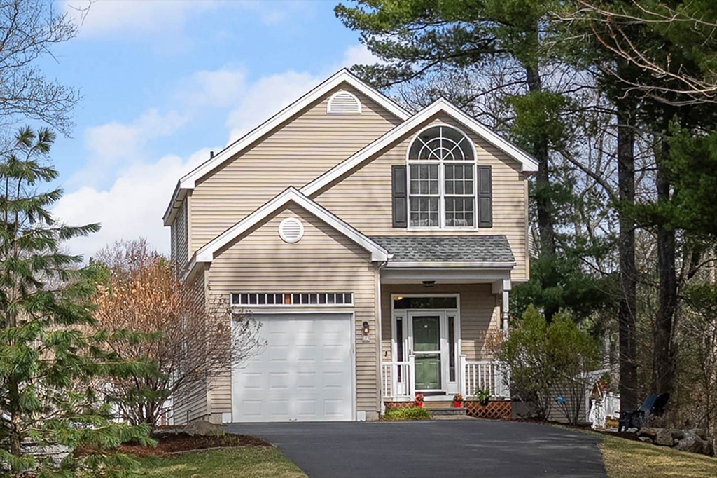 6 Pinewood Road, Milford, Massachusetts, 3 Bedrooms Bedrooms, 7 Rooms Rooms,2.5 BathroomsBathrooms,Residential,For Sale,Pinewood Road,73499144