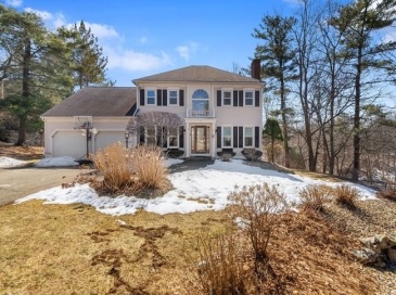 7 Blacksmith Way, Saugus, Massachusetts, 4 Bedrooms Bedrooms, 10 Rooms Rooms,2.5 BathroomsBathrooms,Residential,For Sale,Blacksmith Way,73485708 7 Blacksmith Way, Saugus, Massachusetts, 4 Bedrooms Bedrooms, 10 Rooms Rooms,2.5 BathroomsBathrooms,Residential,For Sale,Blacksmith Way,73485708