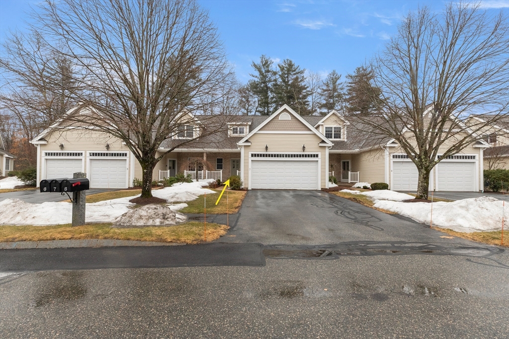 7 Raymond Court, Georgetown, Massachusetts, 2 Bedrooms Bedrooms, 6 Rooms Rooms,2.5 BathroomsBathrooms,Residential,For Sale,Raymond Court,73488579