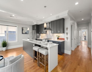 27 Washburn St, Boston, Massachusetts, 2 Bedrooms Bedrooms, 5 Rooms Rooms,2 BathroomsBathrooms,Residential,For Sale,Washburn St,73509490