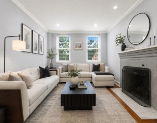 39 Commonwealth Ave, Newton, Massachusetts, 1 Bedroom Bedrooms, 5 Rooms Rooms,1 BathroomBathrooms,Residential,For Sale,Commonwealth Ave,73507800