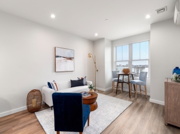 10 Somerset, Winthrop, Massachusetts, 1 Bedroom Bedrooms, 3 Rooms Rooms,1 BathroomBathrooms,Residential,For Sale,Somerset,73509555