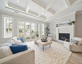 128 Elm Street, Cohasset, Massachusetts, 2 Bedrooms Bedrooms, 5 Rooms Rooms,2 BathroomsBathrooms,Residential,For Sale,Elm Street,73509575