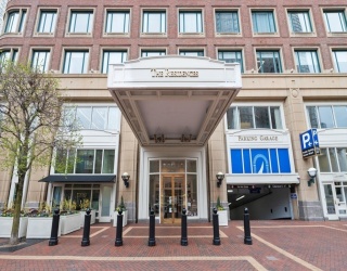 20 Rowes Wharf, Boston, Massachusetts, 1 Bedroom Bedrooms, 3 Rooms Rooms,1.5 BathroomsBathrooms,Residential,For Sale,Rowes Wharf,73509650