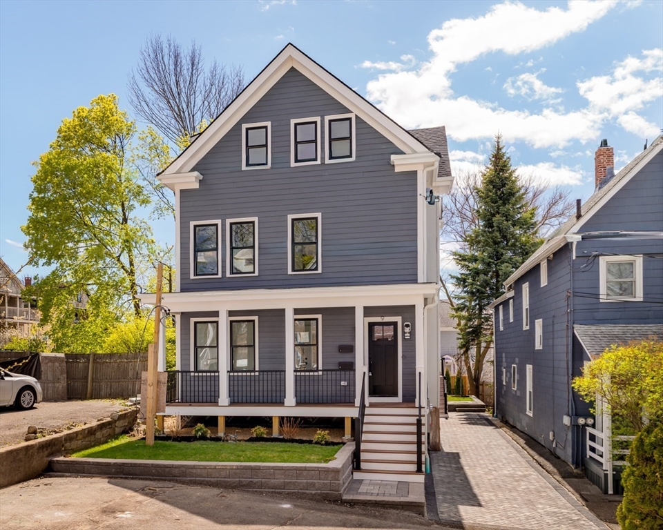 9 Olive Ave, Somerville, Massachusetts, 3 Bedrooms Bedrooms, 9 Rooms Rooms,3.5 BathroomsBathrooms,Residential,For Sale,Olive Ave,73509468