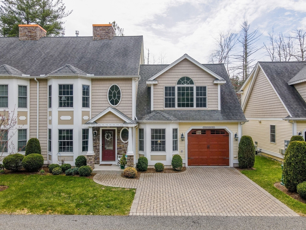 15 Buckingham Rd, Tewksbury, Massachusetts, 2 Bedrooms Bedrooms, 6 Rooms Rooms,3 BathroomsBathrooms,Residential,For Sale,Buckingham Rd,73510012