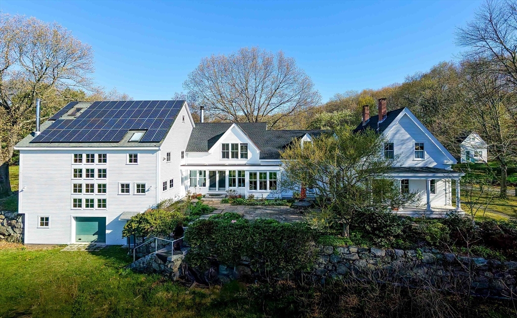 1 John Wilson Ln, Lexington, Massachusetts, 4 Bedrooms Bedrooms, 12 Rooms Rooms,3.5 BathroomsBathrooms,Residential,For Sale,John Wilson Ln,73509740