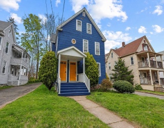 85-87 Hitchcock St, Holyoke, Massachusetts, 8 Bedrooms Bedrooms, 15 Rooms Rooms,3 BathroomsBathrooms,Residential Income,For Sale,Hitchcock St,73509800