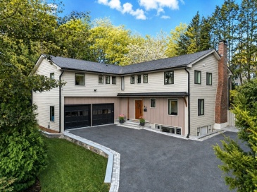43 Prentiss Ln, Belmont, Massachusetts, 5 Bedrooms Bedrooms, 10 Rooms Rooms,4.5 BathroomsBathrooms,Residential,For Sale,Prentiss Ln,73510028