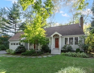 39 Greenwood St, Lexington, Massachusetts, 4 Bedrooms Bedrooms, 8 Rooms Rooms,3 BathroomsBathrooms,Residential,For Sale,Greenwood St,73510026