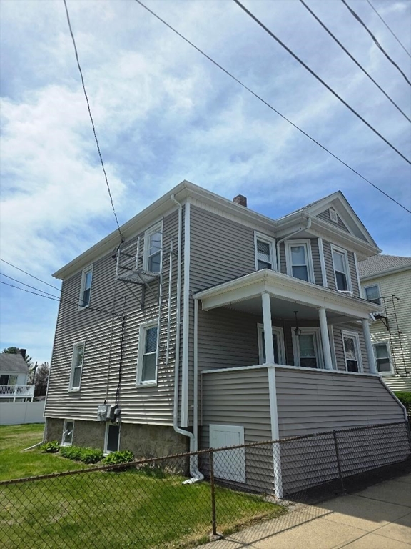 551 Anthony Street, Fall River, Massachusetts, 4 Bedrooms Bedrooms, 8 Rooms Rooms,2 BathroomsBathrooms,Residential Lease,For Rent,Anthony Street,73510018