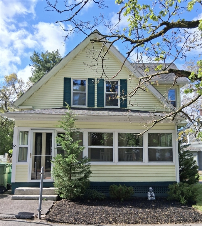 66 High Street, Northbridge, Massachusetts, 3 Bedrooms Bedrooms, 7 Rooms Rooms,2 BathroomsBathrooms,Residential,For Sale,High Street,73509841