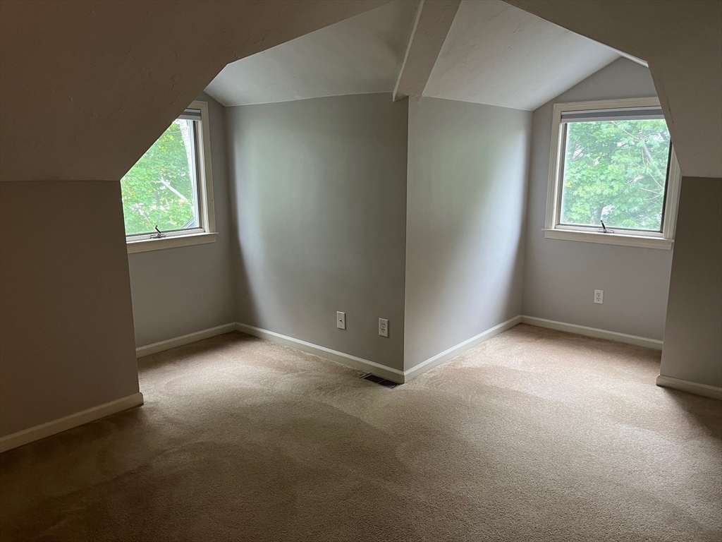 15 Church St, Natick, Massachusetts, 2 Bedrooms Bedrooms, 4 Rooms Rooms,2 BathroomsBathrooms,Residential Lease,For Rent,Church St,73509871