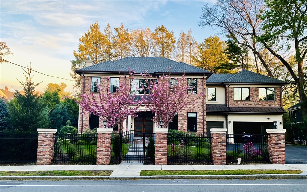 1580 Beacon St, Newton, Massachusetts, 7 Bedrooms Bedrooms, 12 Rooms Rooms,7.5 BathroomsBathrooms,Residential,For Sale,Beacon St,73509877