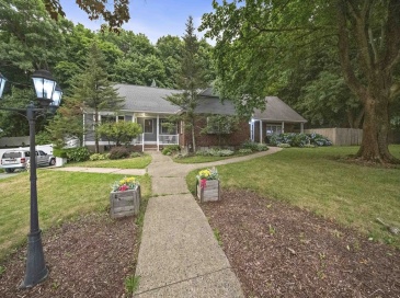 630 North St, Weymouth, Massachusetts, 5 Bedrooms Bedrooms, 13 Rooms Rooms,3.5 BathroomsBathrooms,Residential,For Sale,North St,73485565