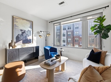 45 Lewis St, Boston, Massachusetts, 1 Bedroom Bedrooms, 3 Rooms Rooms,1 BathroomBathrooms,Residential,For Sale,Lewis St,73475134