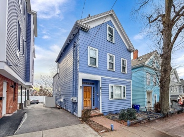 17 Suffolk St, Chelsea, Massachusetts, 1 Bedroom Bedrooms, 3 Rooms Rooms,1 BathroomBathrooms,Residential Lease,For Rent,Suffolk St,73465415