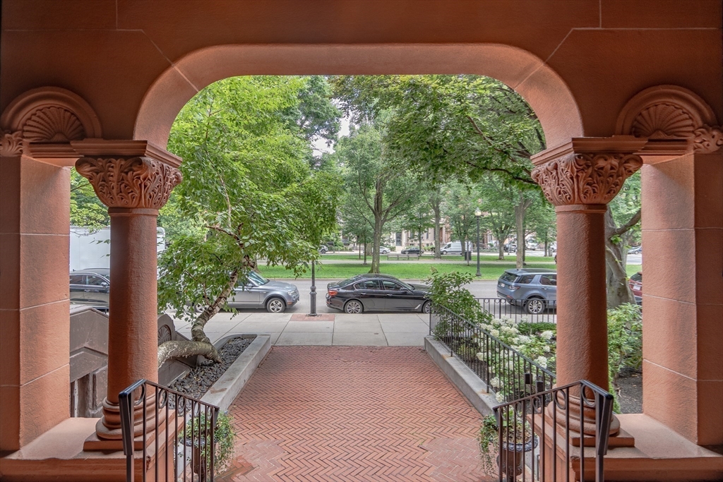 290 Commonwealth Ave, Boston, Massachusetts, 1 Room Rooms,1 BathroomBathrooms,Residential Lease,For Rent,Commonwealth Ave,73459740