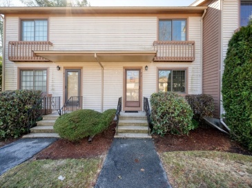 489 Turnpike Street, Easton, Massachusetts, 2 Bedrooms Bedrooms, 5 Rooms Rooms,1.5 BathroomsBathrooms,Residential,For Sale,Turnpike Street,73489264