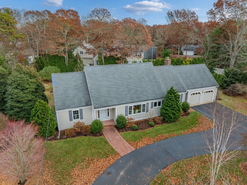 239 Clamshell Cove Road, Barnstable, Massachusetts, 3 Bedrooms Bedrooms, 10 Rooms Rooms,3 BathroomsBathrooms,Residential,For Sale,Clamshell Cove Road,73457881