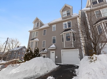 3 Grand Ave, Haverhill, Massachusetts, 4 Bedrooms Bedrooms, 7 Rooms Rooms,2.5 BathroomsBathrooms,Residential,For Sale,Grand Ave,73472761