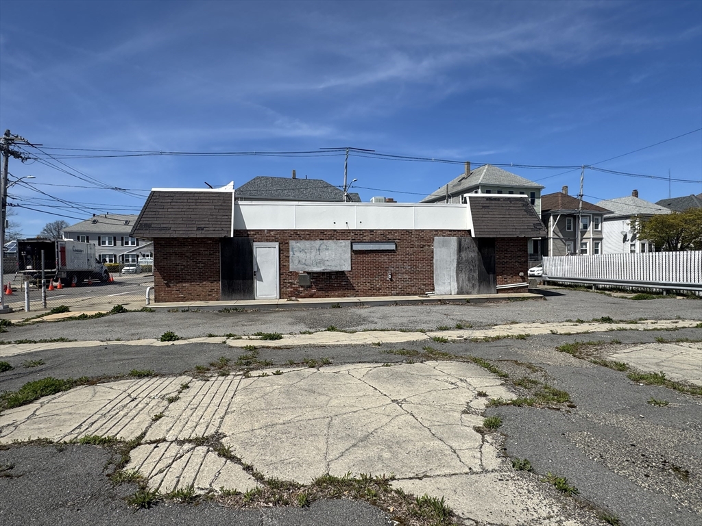 1253 Cove Rd, New Bedford, Massachusetts, ,Commercial Sale,For Sale,Cove Rd,73509726