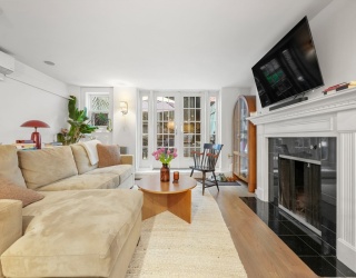 96 Appleton, Boston, Massachusetts, 2 Bedrooms Bedrooms, 6 Rooms Rooms,2 BathroomsBathrooms,Residential,For Sale,Appleton,73509756