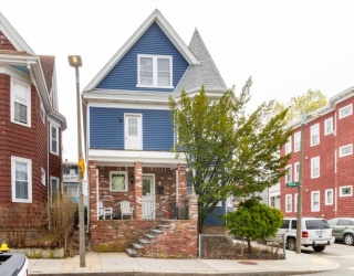 53 Roseclair St, Boston, Massachusetts, 5 Bedrooms Bedrooms, 11 Rooms Rooms,2 BathroomsBathrooms,Residential Income,For Sale,Roseclair St,73509790