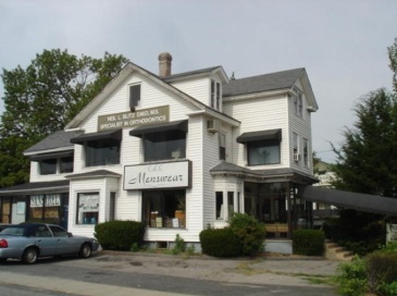 642 East Ave, Warwick, Rhode Island, ,Commercial Sale,For Sale,East Ave,73509792
