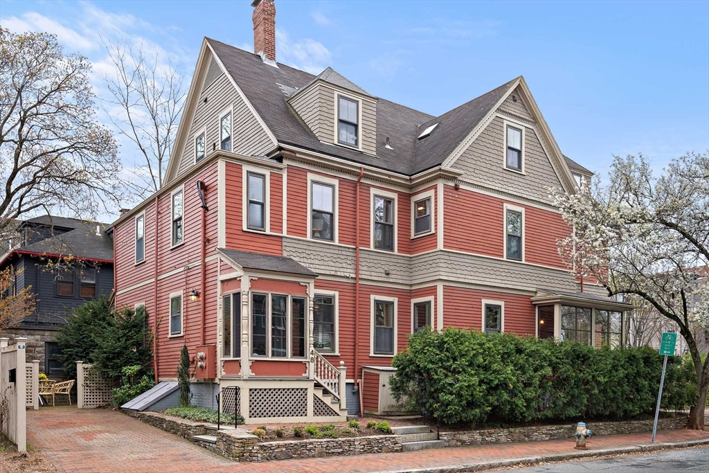 48 Hawthorn Street, Cambridge, Massachusetts, 4 Bedrooms Bedrooms, 8 Rooms Rooms,3 BathroomsBathrooms,Residential,For Sale,Hawthorn Street,73510140