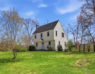 504 Great Rd, Littleton, Massachusetts, 3 Bedrooms Bedrooms, 6 Rooms Rooms,1.5 BathroomsBathrooms,Residential,For Sale,Great Rd,73510145