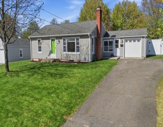 210 Winton Street, Springfield, Massachusetts, 3 Bedrooms Bedrooms, 5 Rooms Rooms,2 BathroomsBathrooms,Residential,For Sale,Winton Street,73503985
